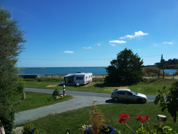 Camping bord mer emplacement caravane Gatteville-le-Phare